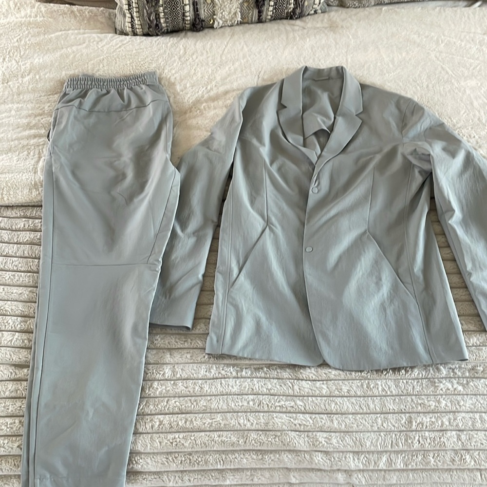 Mens Lululemon New Venture Trousers and Blazer / Jacket - Silver Drop Colour
